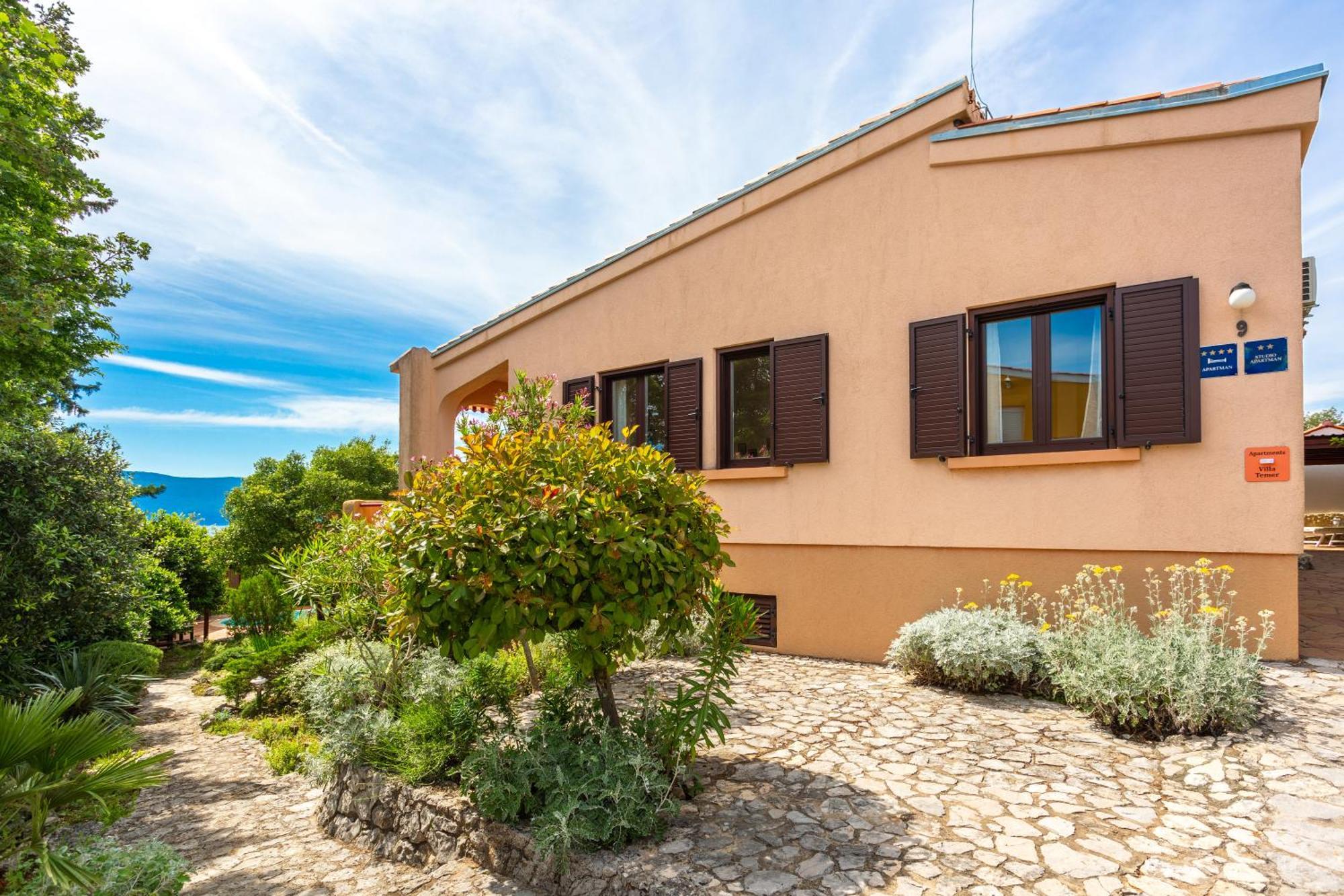 Apartments Villa Temer Pinezići Extérieur photo